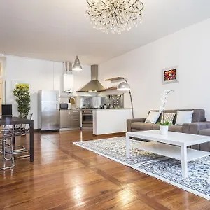 Hemeras Boutique Homes - Super Central Design , Milano Italia